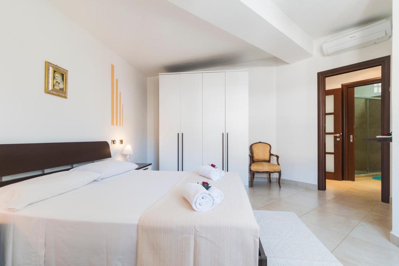 Royal Suite Apartment Cala Gonone Eksteriør bilde
