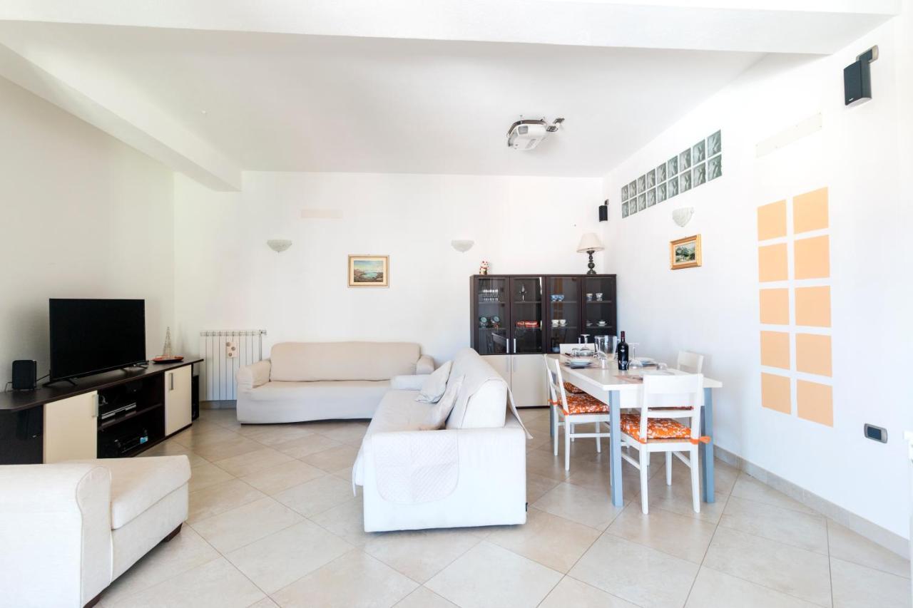 Royal Suite Apartment Cala Gonone Eksteriør bilde